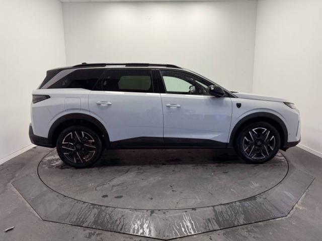 Peugeot 5008 image 7