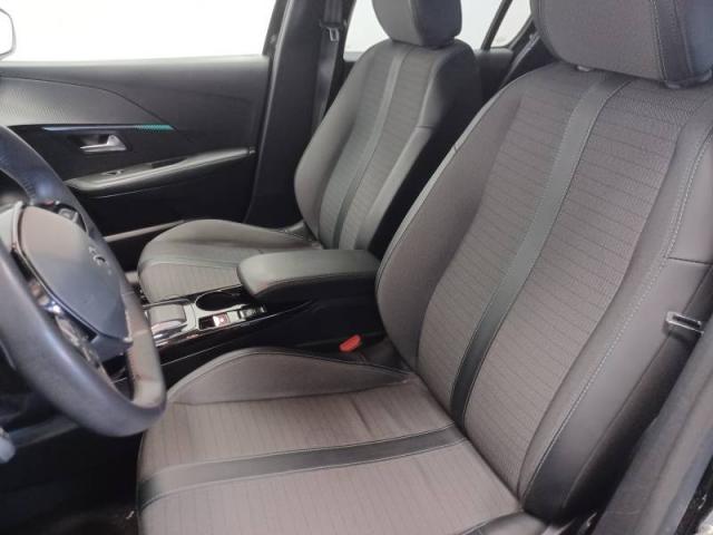 Peugeot 208 image 5