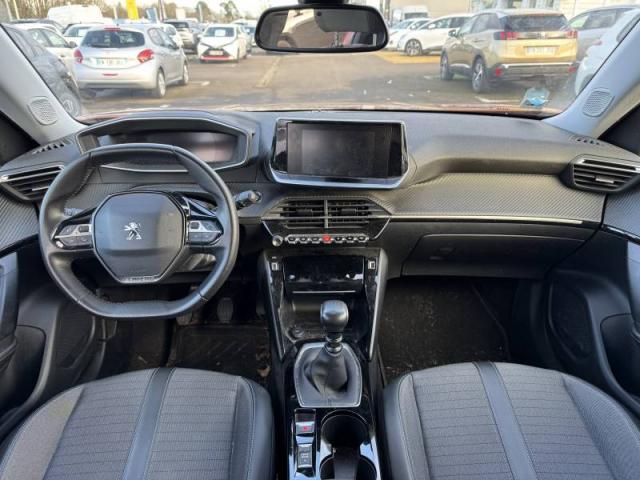 Peugeot 2008 image 5