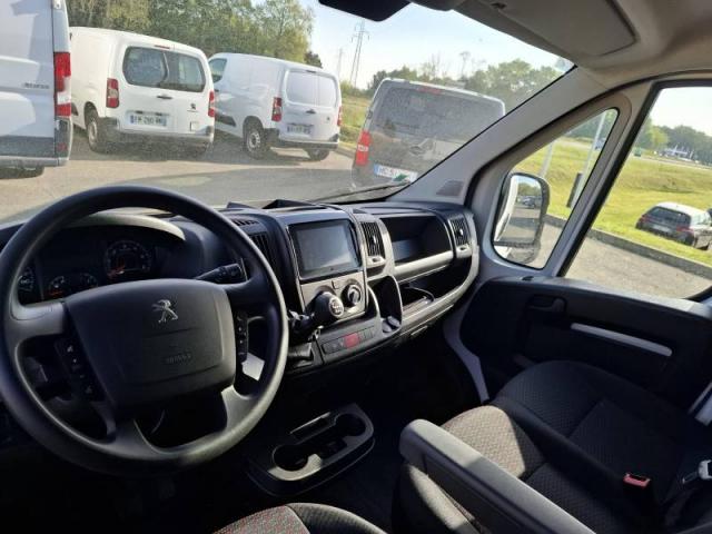 Peugeot Boxer image 8
