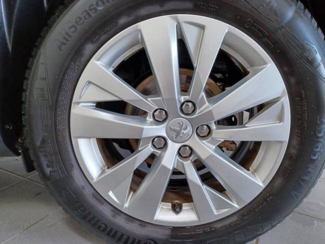 Peugeot 3008 image 3