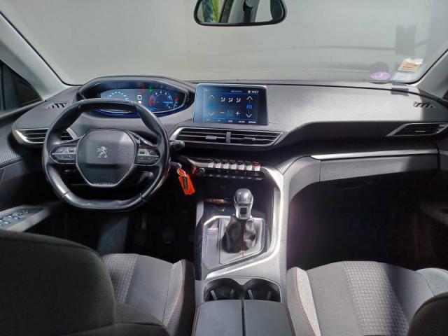 Peugeot 3008 image 8