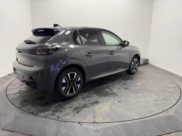 Peugeot 208 image 1