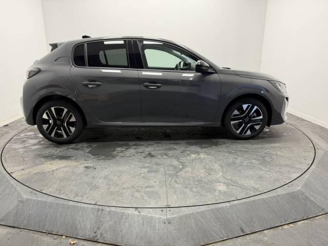 Peugeot 208 image 4