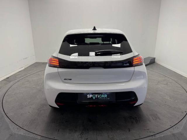 Peugeot 208 image 3