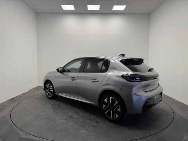 Peugeot 208 image 9