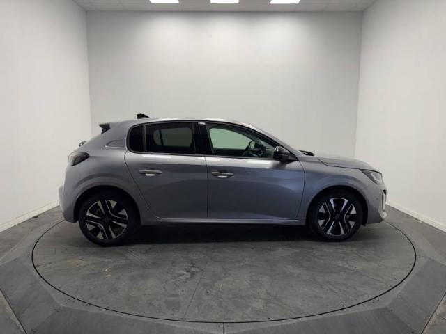 Peugeot 208 image 3