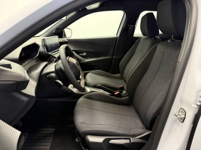 Peugeot 2008 image 7