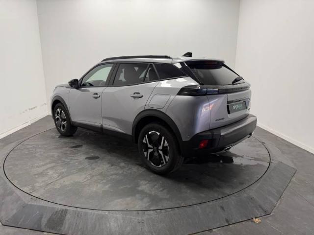 Peugeot 2008 image 2
