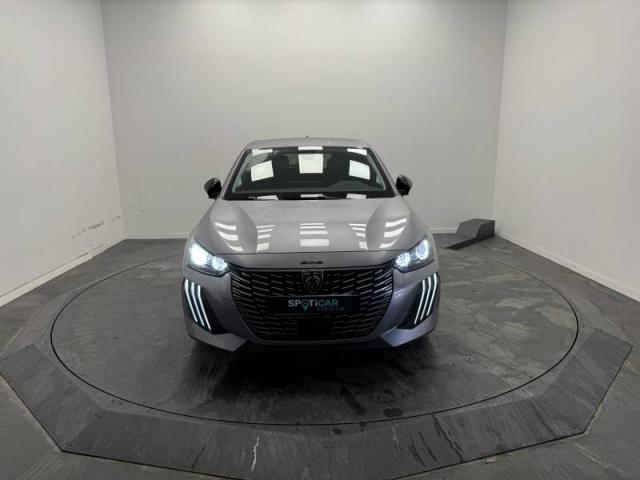 Peugeot 208 image 9