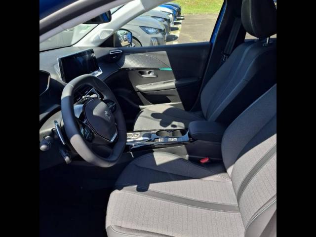 Peugeot 208 image 7