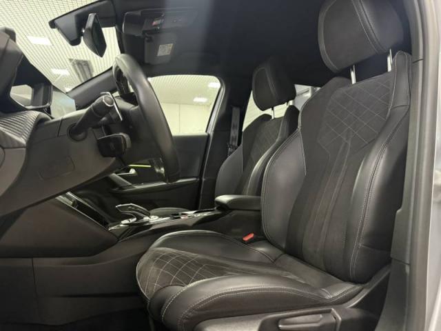 Peugeot 2008 image 3