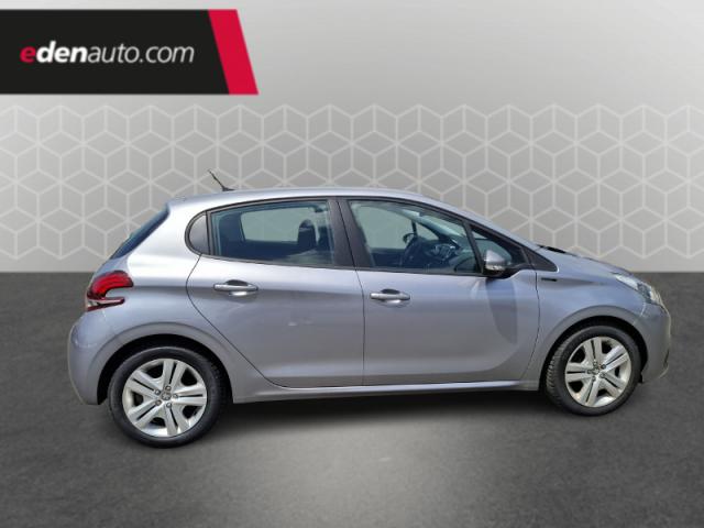 Peugeot 208 image 6