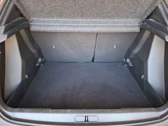 Peugeot 2008 image 2