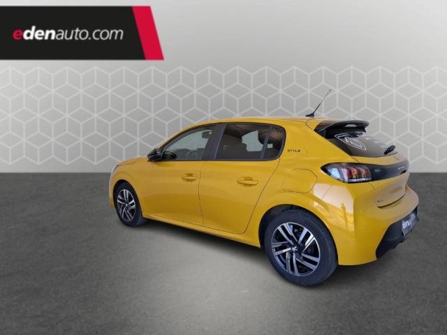 Peugeot 208 image 1