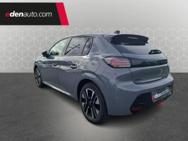 Peugeot 208 image 8