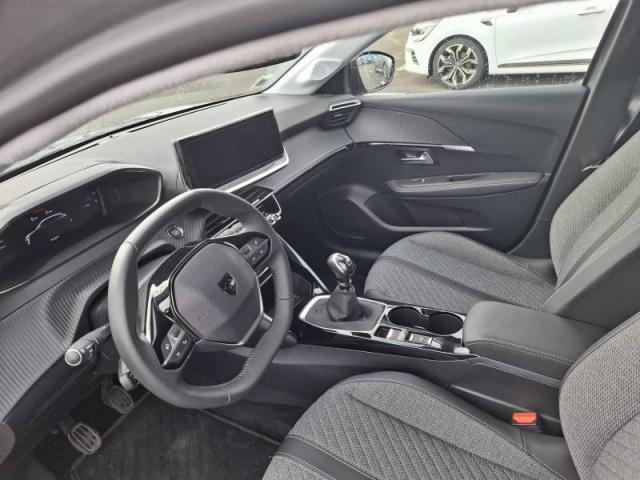 Peugeot 208 image 3