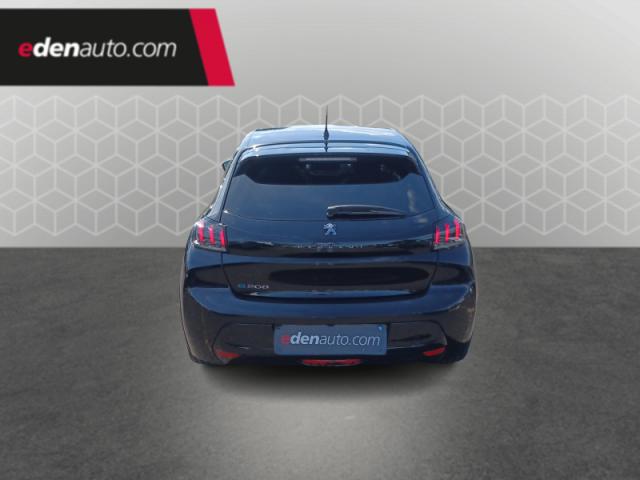 Peugeot 208 image 6