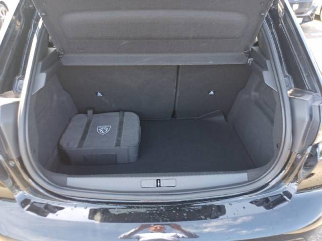 Peugeot 208 image 5