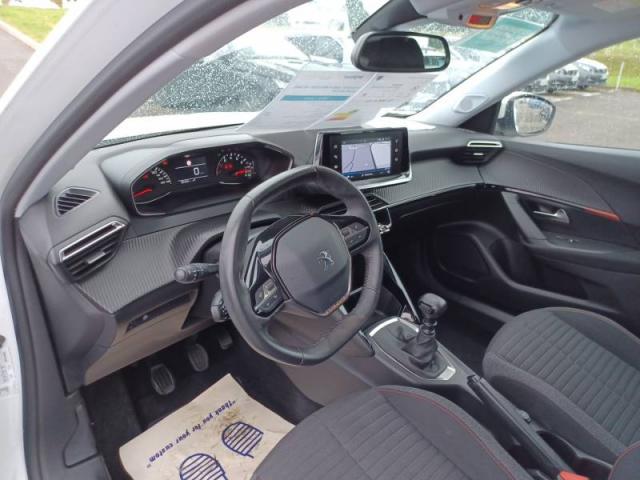 Peugeot 2008 image 4