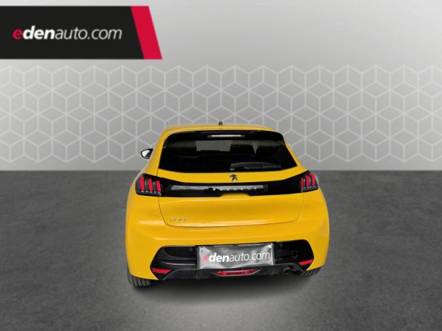 Peugeot 208 image 9