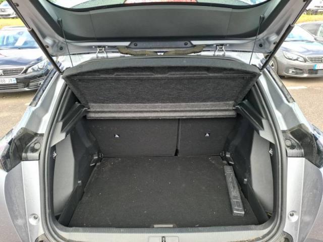 Peugeot 2008 image 9