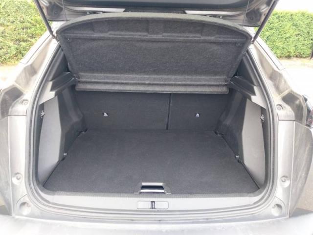 Peugeot 2008 image 1