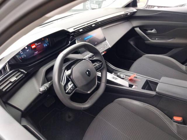 Peugeot 308 image 1