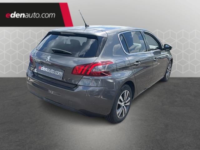 Peugeot 308 image 2