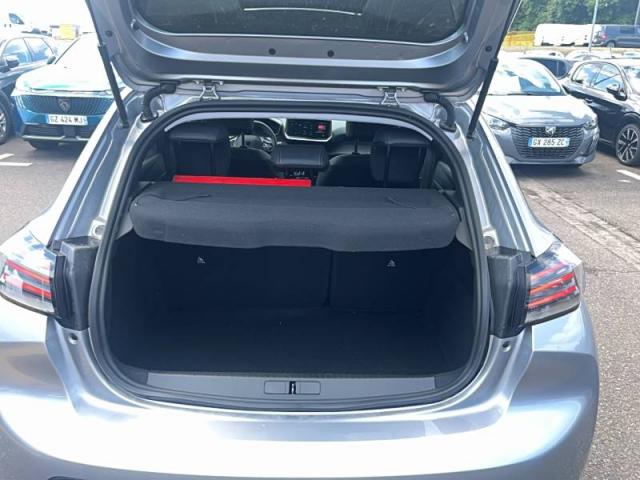 Peugeot 208 image 6