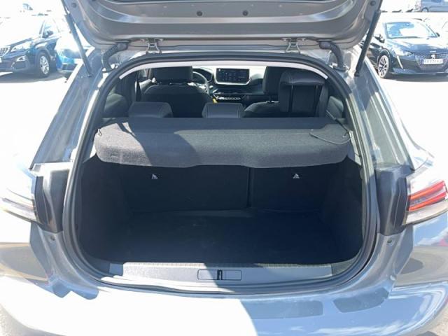 Peugeot 208 image 7