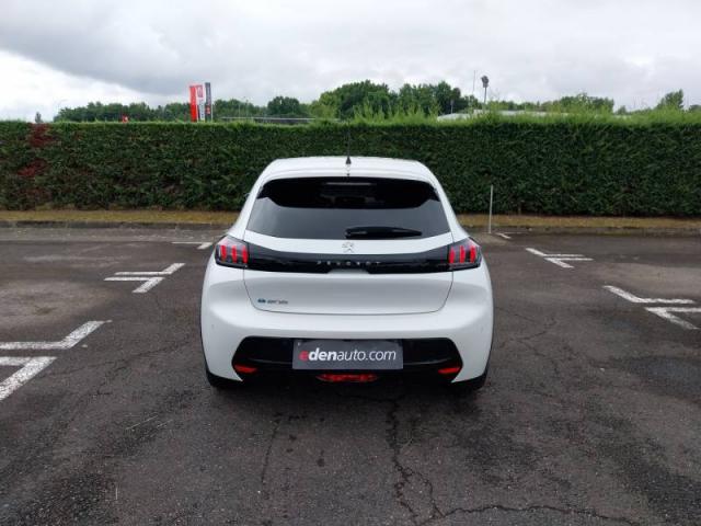 Peugeot 208 image 2