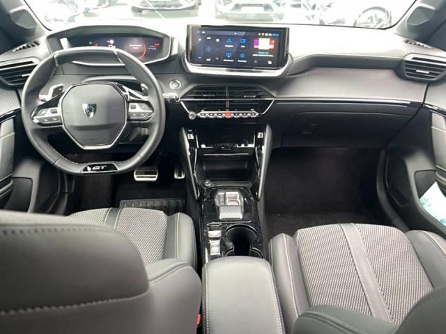Peugeot 208 image 2