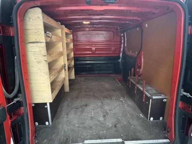 Renault Trafic image 9