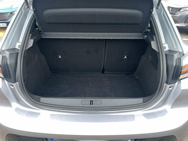 Peugeot 208 image 3