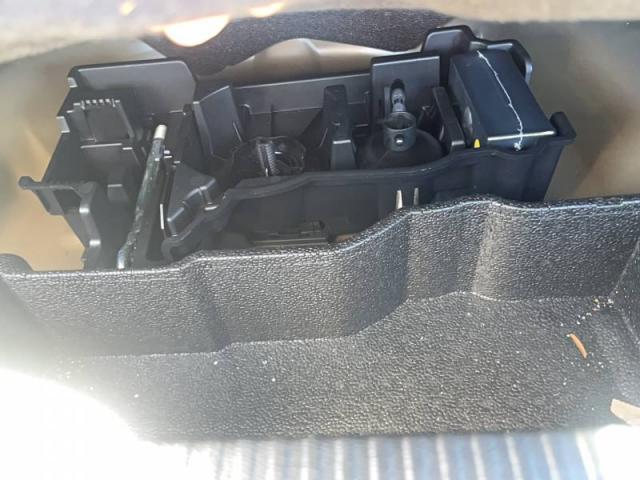 Peugeot 2008 image 2