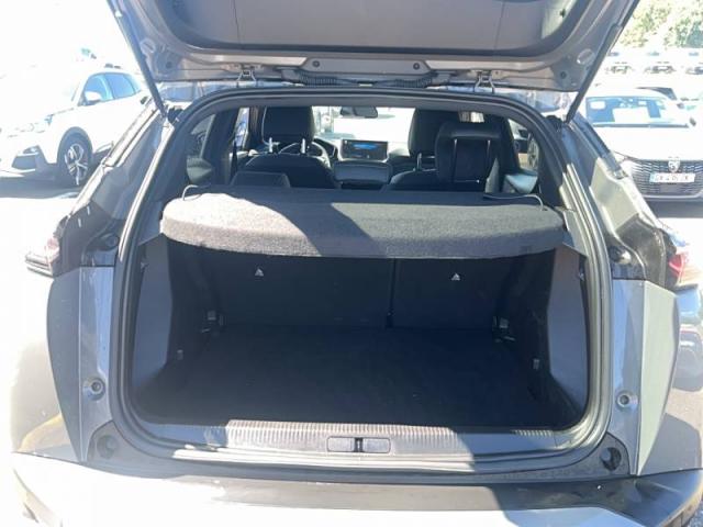 Peugeot 2008 image 8