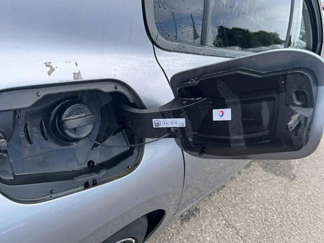Peugeot 308 image 6