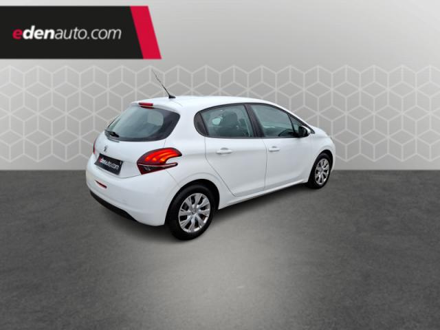 Peugeot 208 image 4
