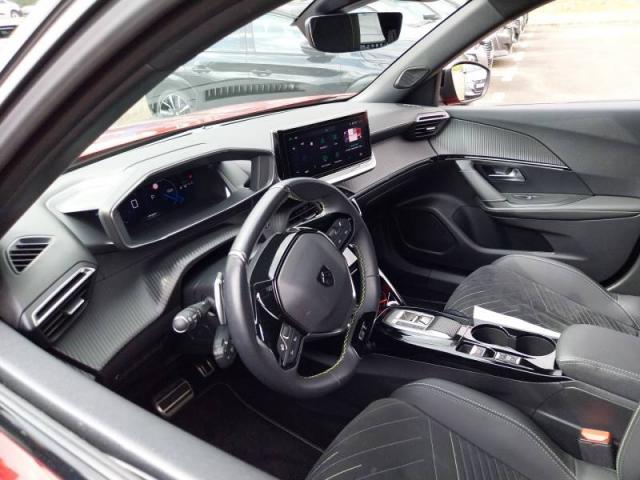 Peugeot 2008 image 1