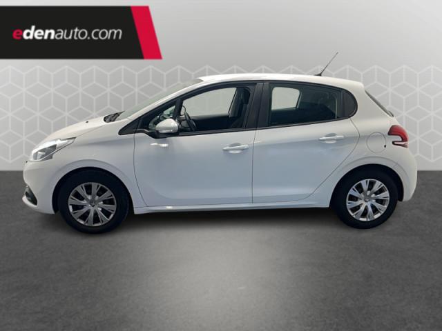 Peugeot 208 image 2