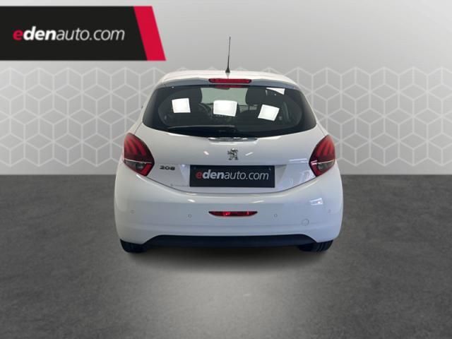 Peugeot 208 image 6