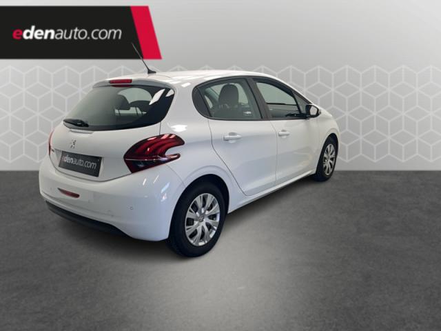 Peugeot 208 image 3