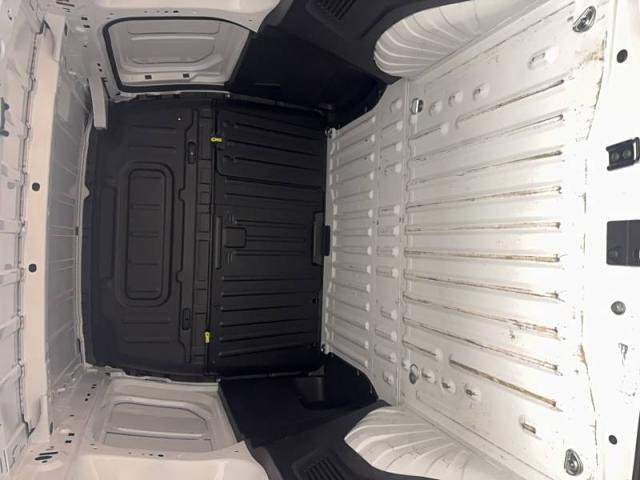 Peugeot Partner image 2