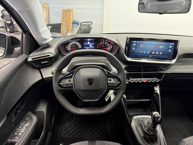 Peugeot 208 image 5