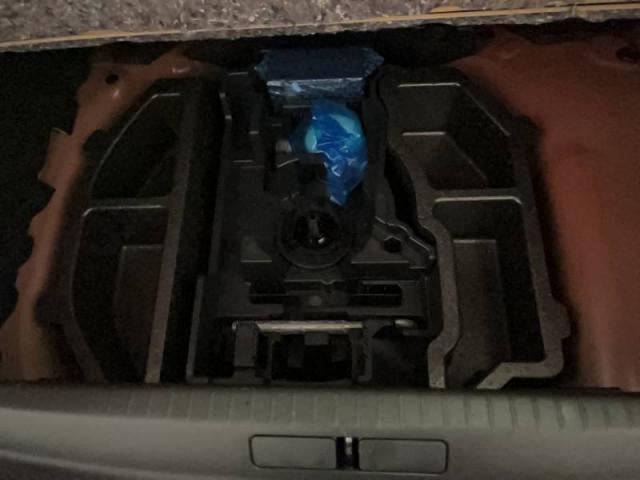 Peugeot 208 image 1