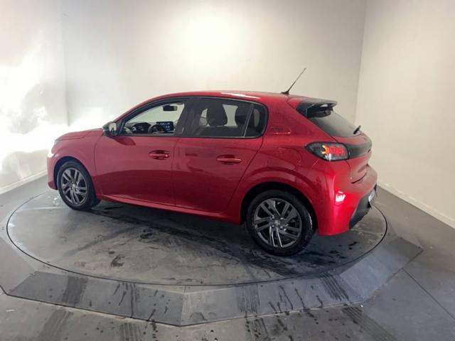 Peugeot 208 image 5