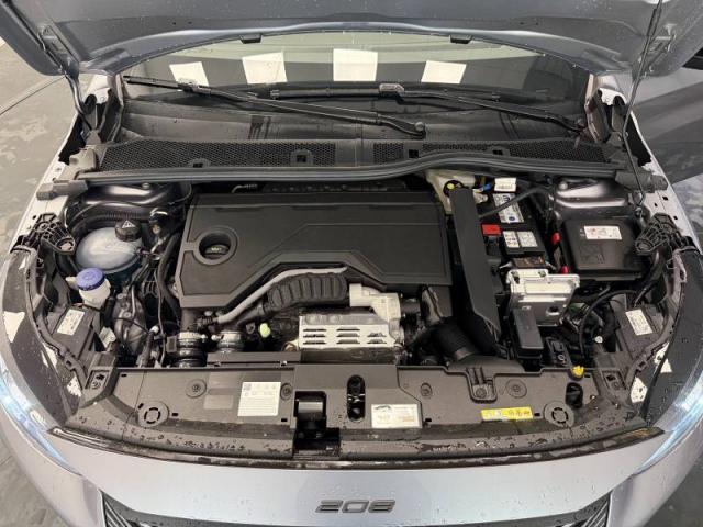 Peugeot 208 image 3