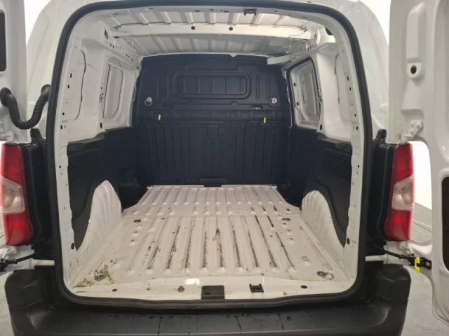 Peugeot Partner image 2