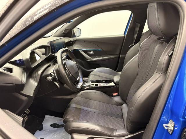 Peugeot 2008 image 6